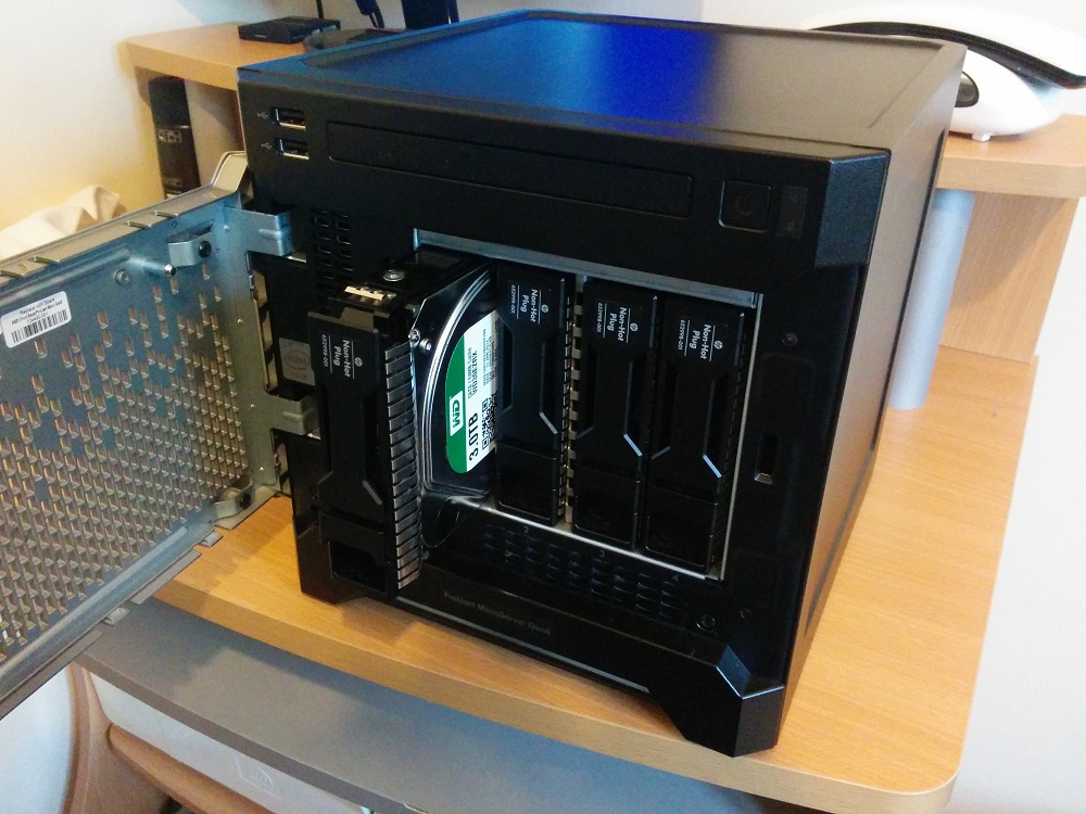 Rennen heks Cerebrum Setting up a Linux home server: Using the HP ProLiant MicroServer Gen8  G1610T | LinuxServer.io